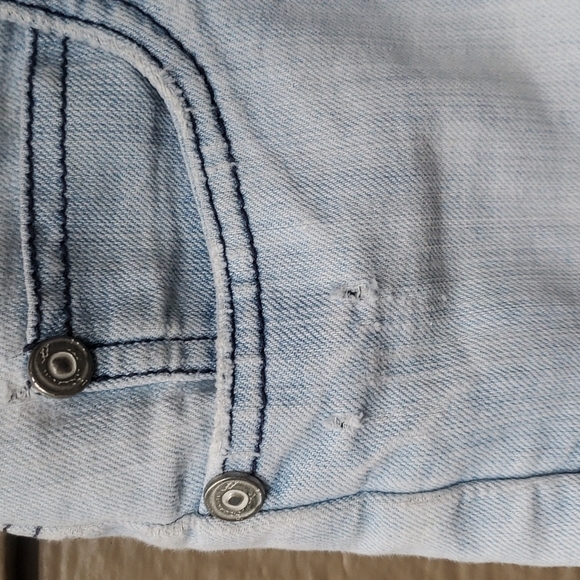 Mossimo LIGHT WASH back flap pocket short shorts 11 - Picture 2 of 8